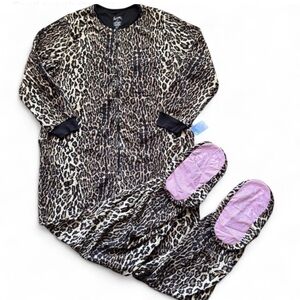 NICK & NORA Footie Pajamas 2XL NWT Leopard Print Fleece Footed Zip Front New
